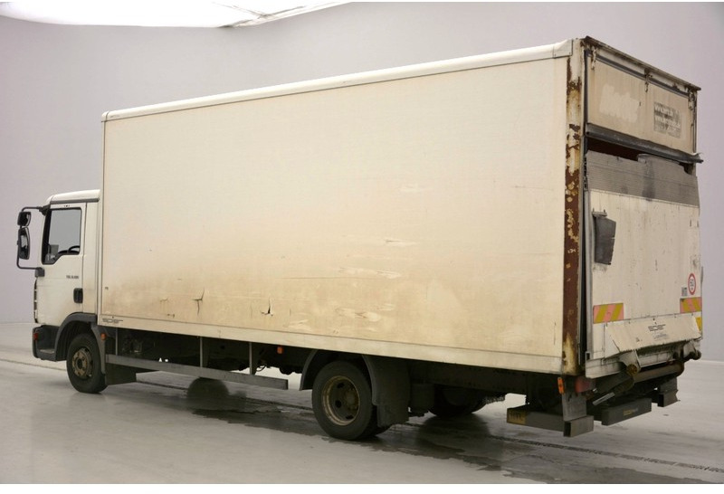 MAN TGL 8.180 - Skříňový nákladní auto: obrázok 4 MAN TGL 8.180 - Skříňový nákladní auto: obrázok 4