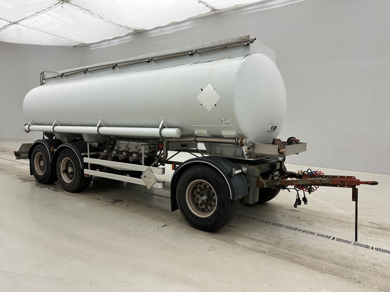 Magyar Aluminium tank 19570 L - Cisternový príves: obrázok 3 Magyar Aluminium tank 19570 L - Cisternový príves: obrázok 3