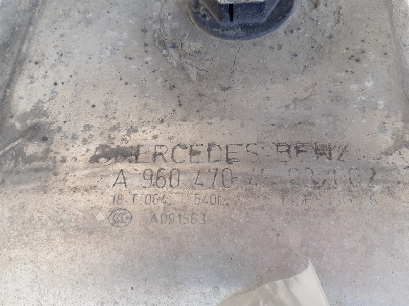 Mercedes-Benz A9604704503 540 li - Palivová nádrž: obrázok 5 Mercedes-Benz A9604704503 540 li - Palivová nádrž: obrázok 5