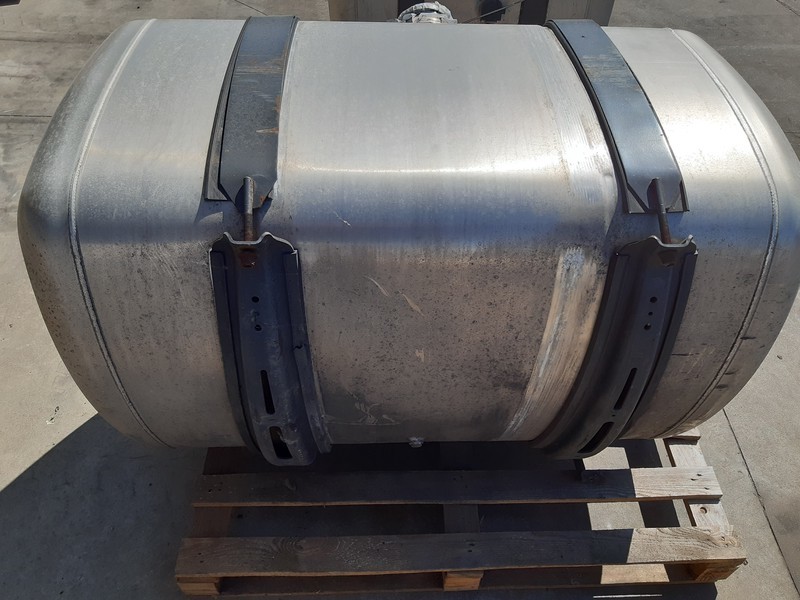 Mercedes-Benz A9604704503 540 li - Palivová nádrž: obrázok 4 Mercedes-Benz A9604704503 540 li - Palivová nádrž: obrázok 4