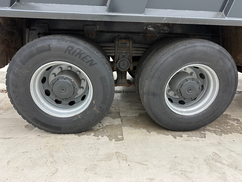 Mercedes-Benz Actros 2631K - 6X4 - Sklápač: obrázok 4 Mercedes-Benz Actros 2631K - 6X4 - Sklápač: obrázok 4