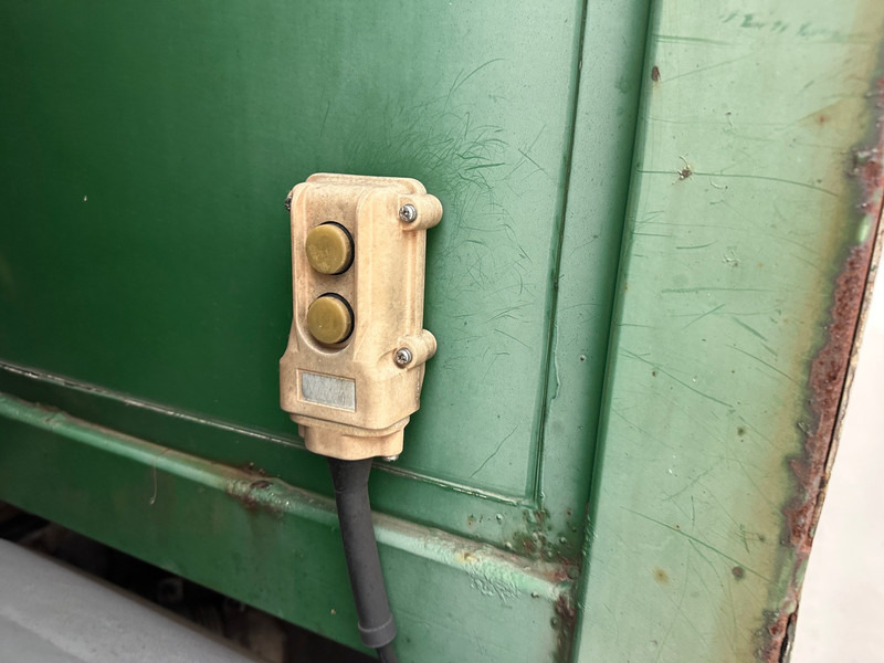 Plachtové nákladné vozidlo Mercedes-Benz Atego 1823: obrázok 12