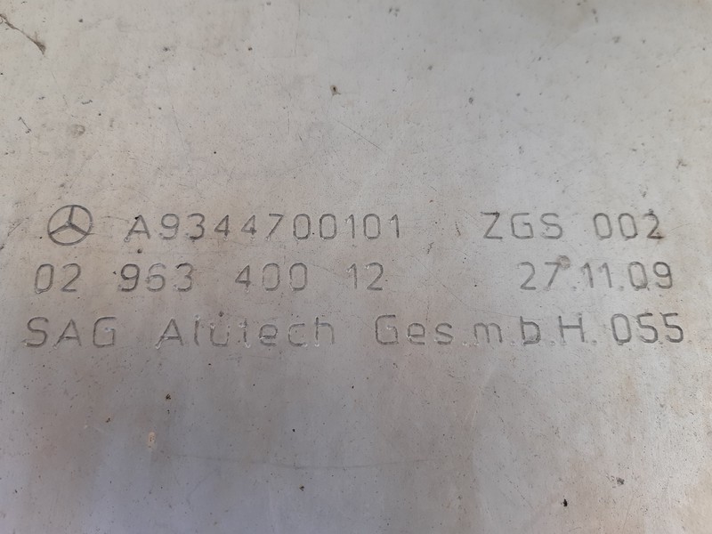 Mercedes-Benz Mazouttank actros A9344700101 - Palivová nádrž: obrázok 5 Mercedes-Benz Mazouttank actros A9344700101 - Palivová nádrž: obrázok 5