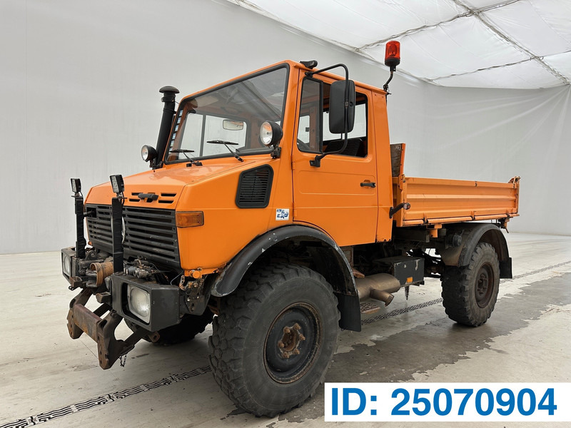 Mercedes-Benz Unimog U427 - 4x4 - Sklápač: obrázok 1 Mercedes-Benz Unimog U427 - 4x4 - Sklápač: obrázok 1