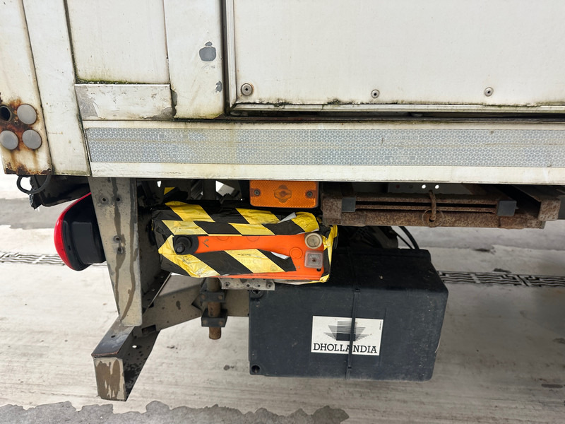 Renault D12 - Skříňový nákladní auto: obrázok 5 Renault D12 - Skříňový nákladní auto: obrázok 5