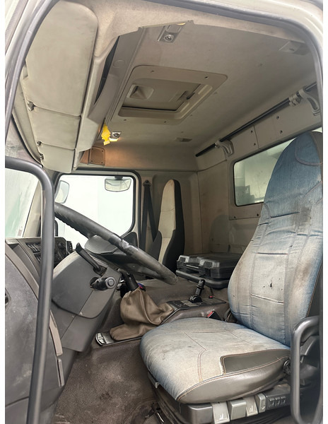 Sklápač Renault Kerax 450 - 8x4: obrázok 8