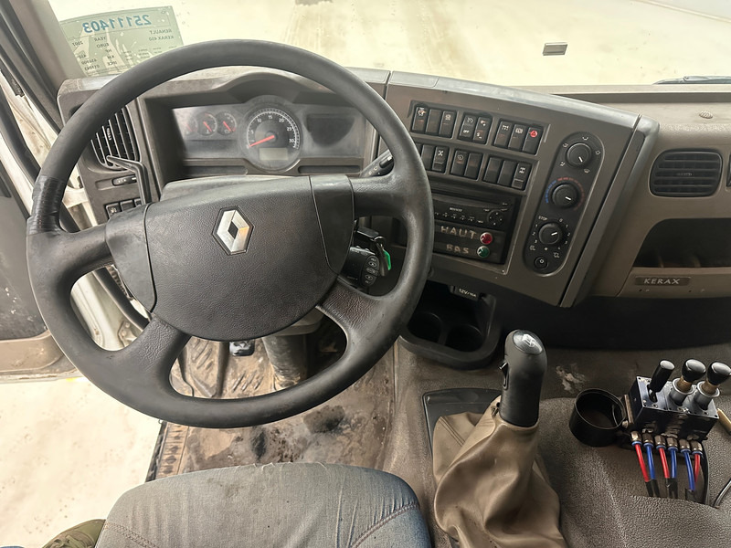 Sklápač Renault Kerax 450 - 8x4: obrázok 9