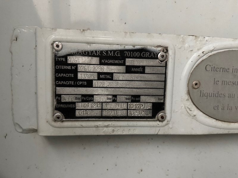 Renault Premium 310 DXi - Cisternové vozidlo: obrázok 4 Renault Premium 310 DXi - Cisternové vozidlo: obrázok 4