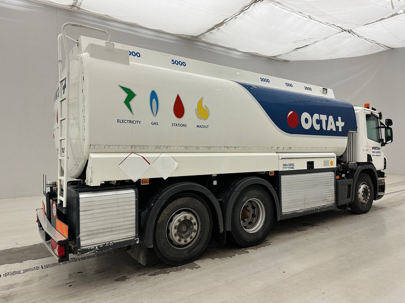 Scania P360 - 6x2 - Cisternové vozidlo: obrázok 4 Scania P360 - 6x2 - Cisternové vozidlo: obrázok 4