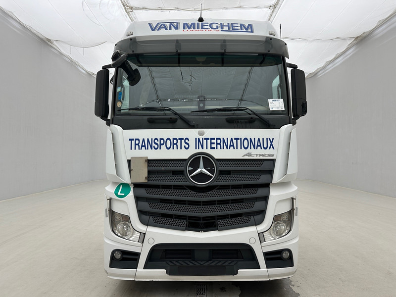 Mercedes-Benz Actros 1842* - Ťahač: obrázok 2 Mercedes-Benz Actros 1842* - Ťahač: obrázok 2