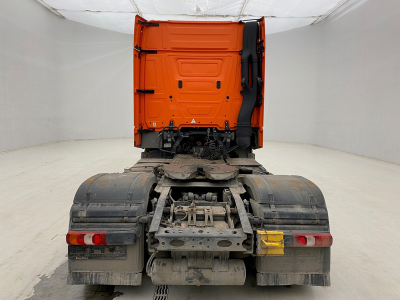 Mercedes-Benz Actros 1945 - Ťahač: obrázok 5 Mercedes-Benz Actros 1945 - Ťahač: obrázok 5