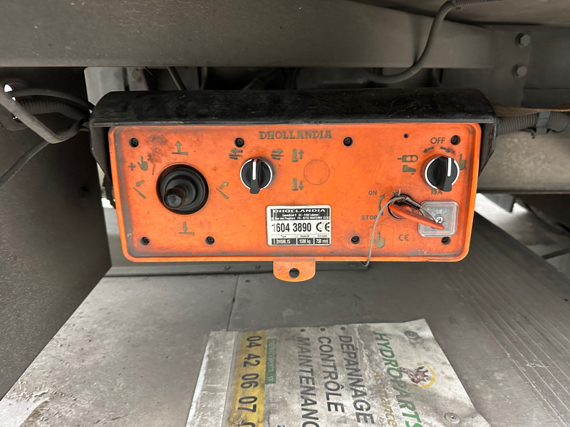 Volvo FL 210 - Chladirenské nákladné vozidlo: obrázok 5 Volvo FL 210 - Chladirenské nákladné vozidlo: obrázok 5