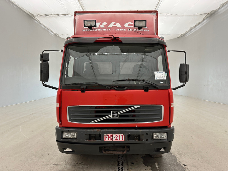 Volvo FL 220 - Skříňový nákladní auto: obrázok 2 Volvo FL 220 - Skříňový nákladní auto: obrázok 2