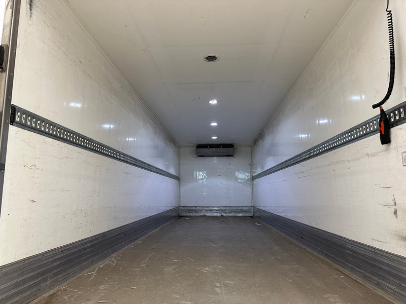 Volvo FL 250 - Chladirenské nákladné vozidlo: obrázok 5 Volvo FL 250 - Chladirenské nákladné vozidlo: obrázok 5