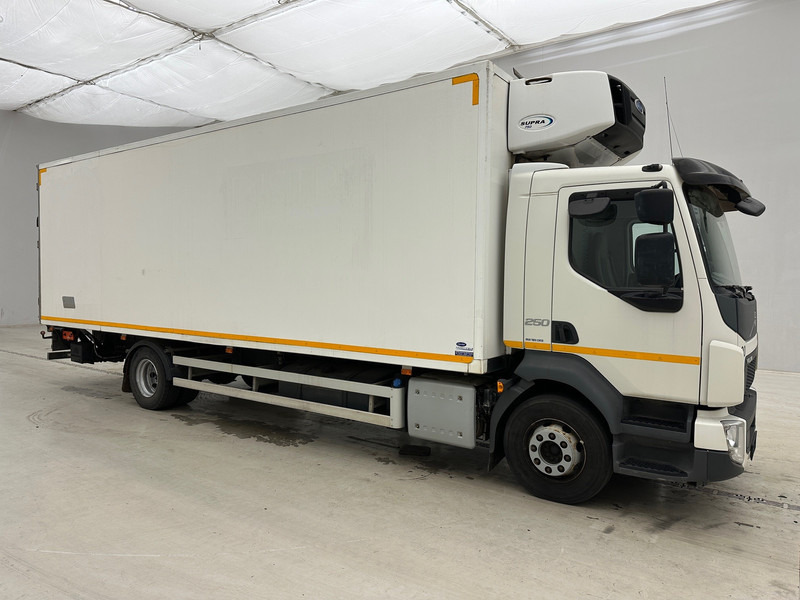 Volvo FL 250 - Chladirenské nákladné vozidlo: obrázok 3 Volvo FL 250 - Chladirenské nákladné vozidlo: obrázok 3