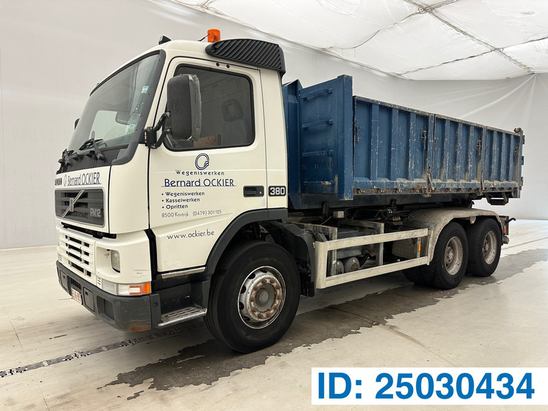 Volvo FM12.380 - 6x4 - Hákový nosič kontajnerov: obrázok 1 Volvo FM12.380 - 6x4 - Hákový nosič kontajnerov: obrázok 1