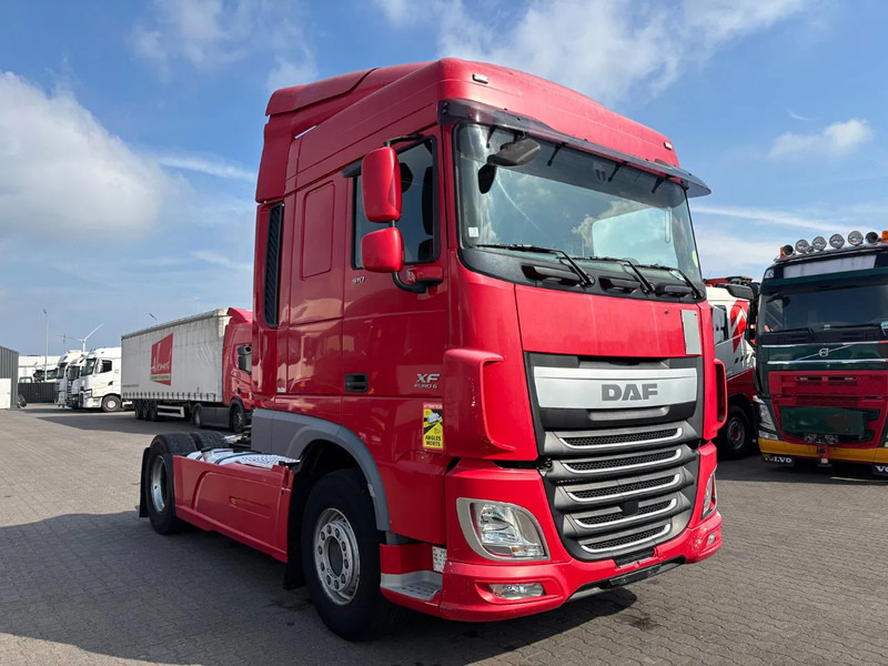 DAF XF 510 Spacecab Retarder Euro 6 - Ťahač: obrázok 2 DAF XF 510 Spacecab Retarder Euro 6 - Ťahač: obrázok 2