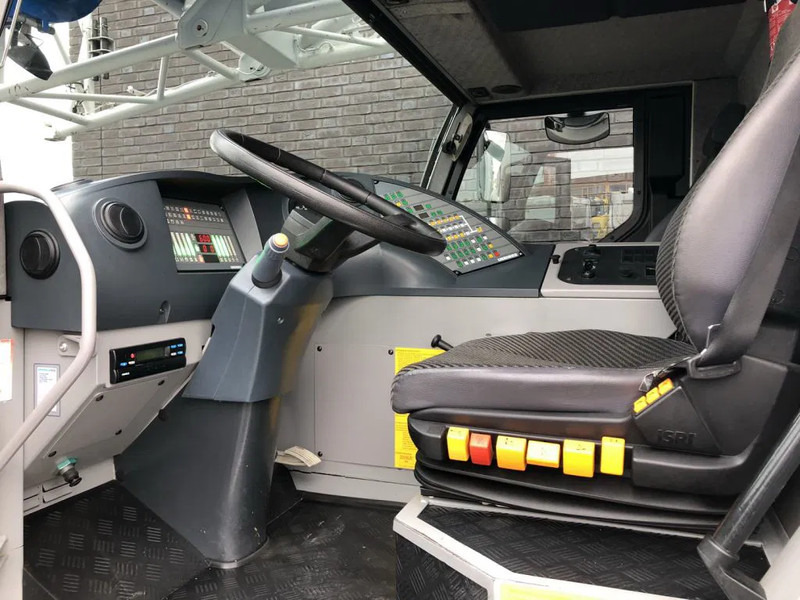 Autožeriav Liebherr LTM 1095 5.1 KRAAN/KRAN/CRANE/GRUA: obrázok 20 Autožeriav Liebherr LTM 1095 5.1 KRAAN/KRAN/CRANE/GRUA: obrázok 20