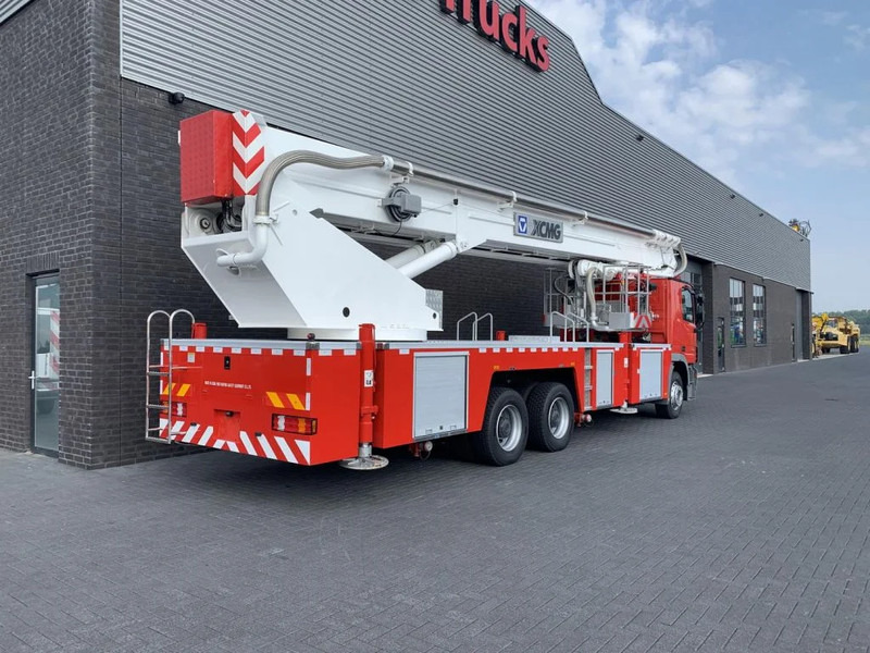 Mercedes-Benz Actros 3332 6X4 XCMG DG53C FIRE FIGTHING PLATFORM 53 METER - Nákladné auto: obrázok 5 Mercedes-Benz Actros 3332 6X4 XCMG DG53C FIRE FIGTHING PLATFORM 53 METER - Nákladné auto: obrázok 5