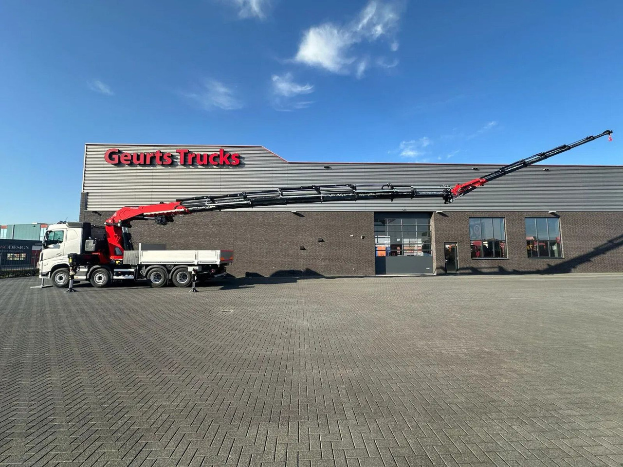Volvo FH 500 8X4 RF-RT40G FASSI F1450R.2.8 + JIB L826 - Auto s hydraulickou rukou: obrázok 2 Volvo FH 500 8X4 RF-RT40G FASSI F1450R.2.8 + JIB L826 - Auto s hydraulickou rukou: obrázok 2