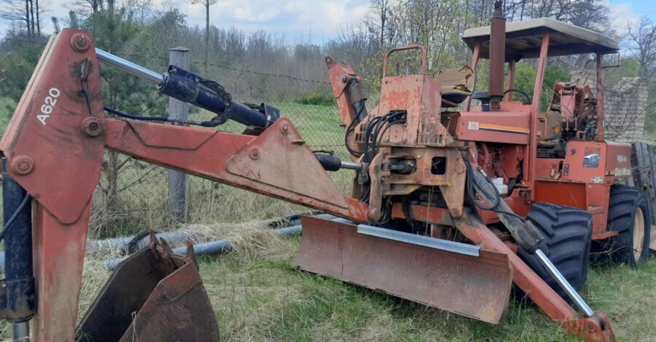 DITCH WITCH 8020 - Rýhovač: obrázok 1 DITCH WITCH 8020 - Rýhovač: obrázok 1