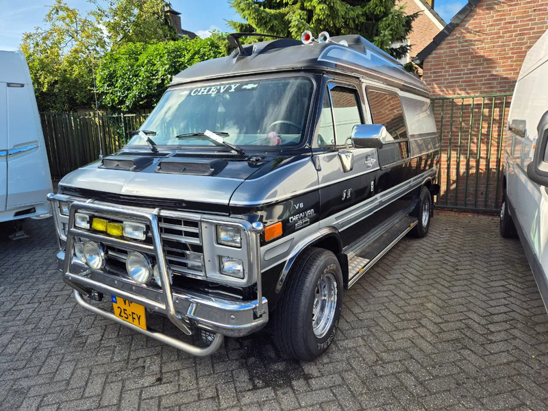 Chevrolet CAMPER CHEVY VAN 20D GLOBEMASTER V8 Diesel autom. - Karavan: obrázok 2 Chevrolet CAMPER CHEVY VAN 20D GLOBEMASTER V8 Diesel autom. - Karavan: obrázok 2