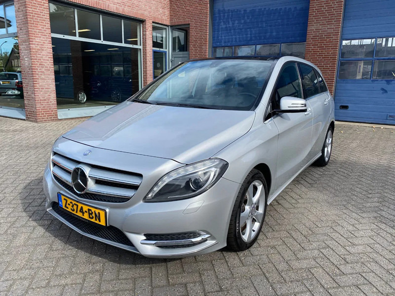 Mercedes-Benz B-Klasse 180 Ambition autom. panoramadak - SUV: obrázok 1 Mercedes-Benz B-Klasse 180 Ambition autom. panoramadak - SUV: obrázok 1