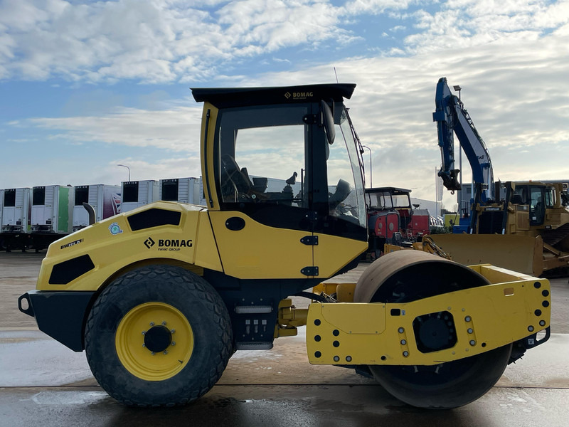 Bomag BW177D-5 | Airconditioning EPA /EU Stage V - Valec: obrázok 5 Bomag BW177D-5 | Airconditioning EPA /EU Stage V - Valec: obrázok 5