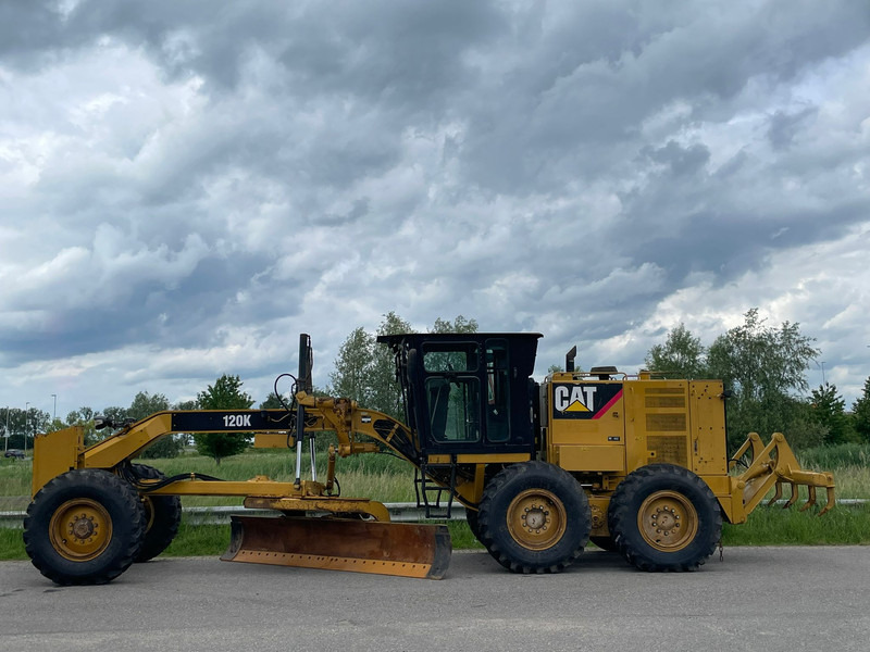 Caterpillar 120K | NEW TIRES - Zrovnávač: obrázok 1 Caterpillar 120K | NEW TIRES - Zrovnávač: obrázok 1