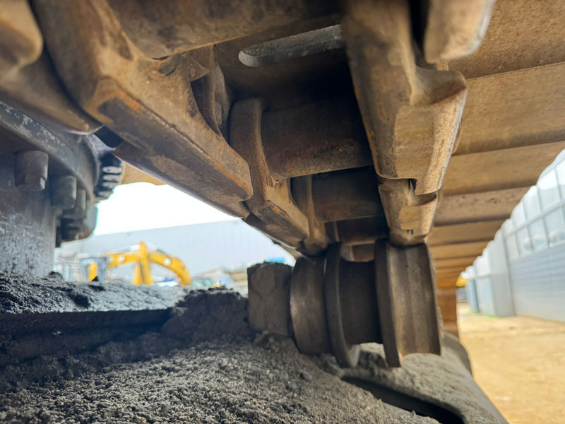 Pásové rýpadlo Caterpillar 323E: obrázok 18