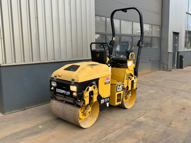 Caterpillar CB114 - Valec: obrázok 2 Caterpillar CB114 - Valec: obrázok 2