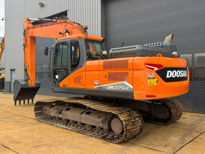 Doosan DX225LC-7 - Pásové rýpadlo: obrázok 3 Doosan DX225LC-7 - Pásové rýpadlo: obrázok 3