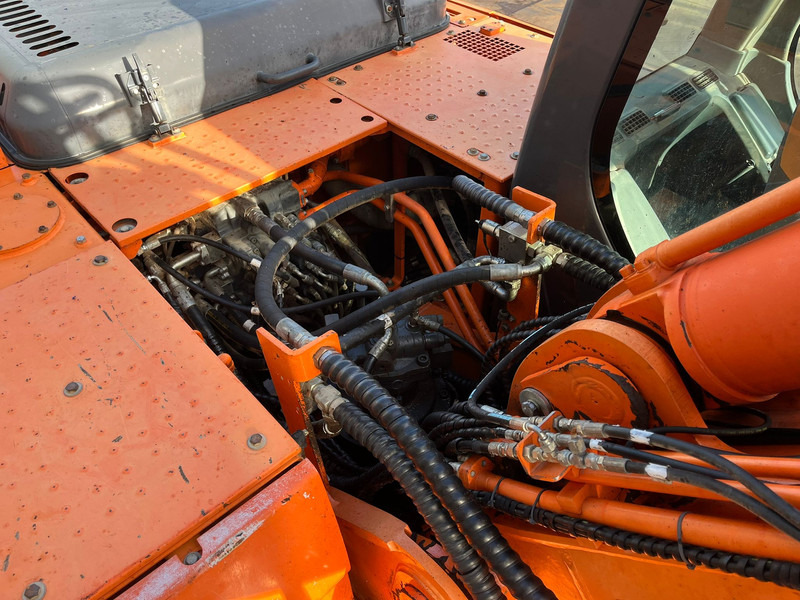 Pásové rýpadlo Doosan DX255LC-3: obrázok 19