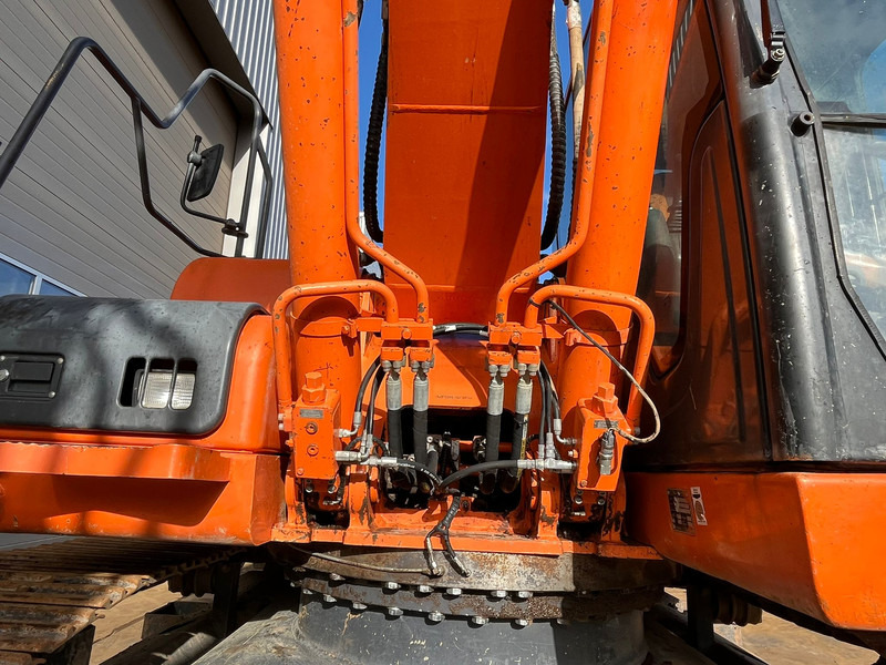 Pásové rýpadlo Doosan DX255LC-3: obrázok 15