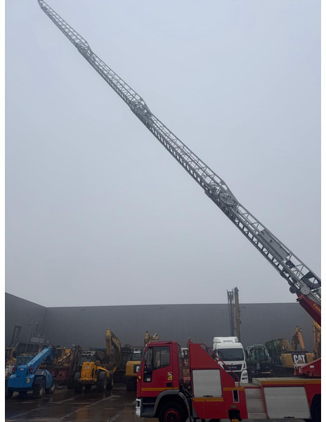 Hasičské vozidlo Iveco 130E23 4x2 Firetruck: obrázok 11 Hasičské vozidlo Iveco 130E23 4x2 Firetruck: obrázok 11