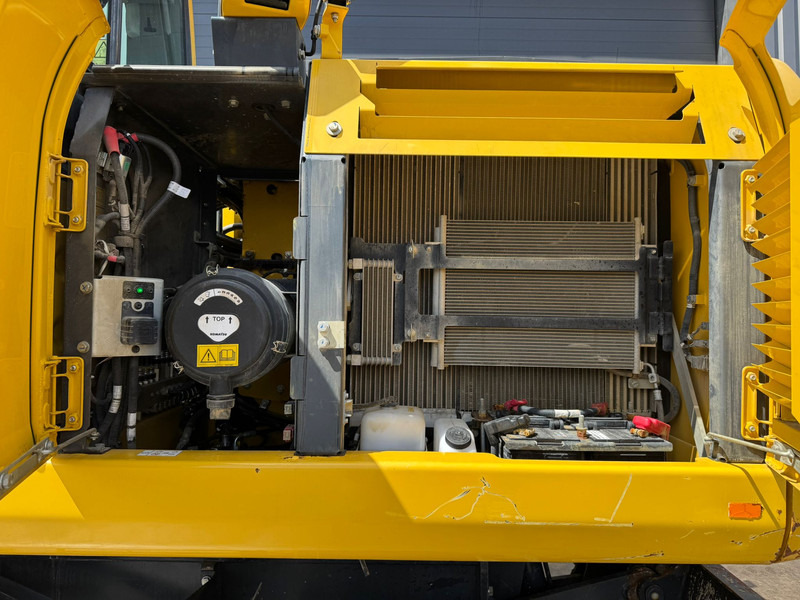 Kolesové rýpadlo Komatsu PW180-11: obrázok 15 Kolesové rýpadlo Komatsu PW180-11: obrázok 15