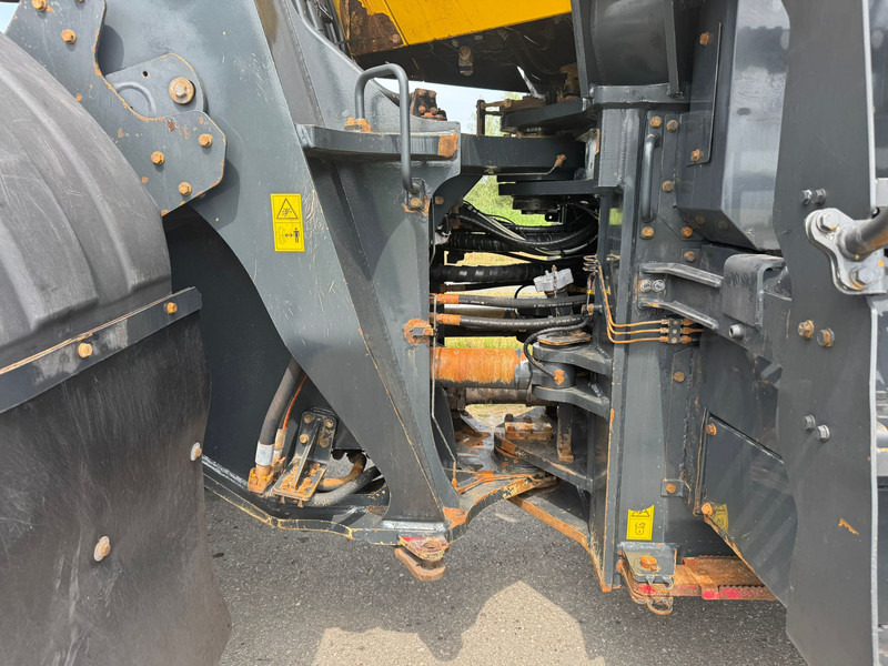 Leasing Komatsu WA500-8 Wheel Loader Komatsu WA500-8 Wheel Loader: obrázok 10 Leasing Komatsu WA500-8 Wheel Loader Komatsu WA500-8 Wheel Loader: obrázok 10