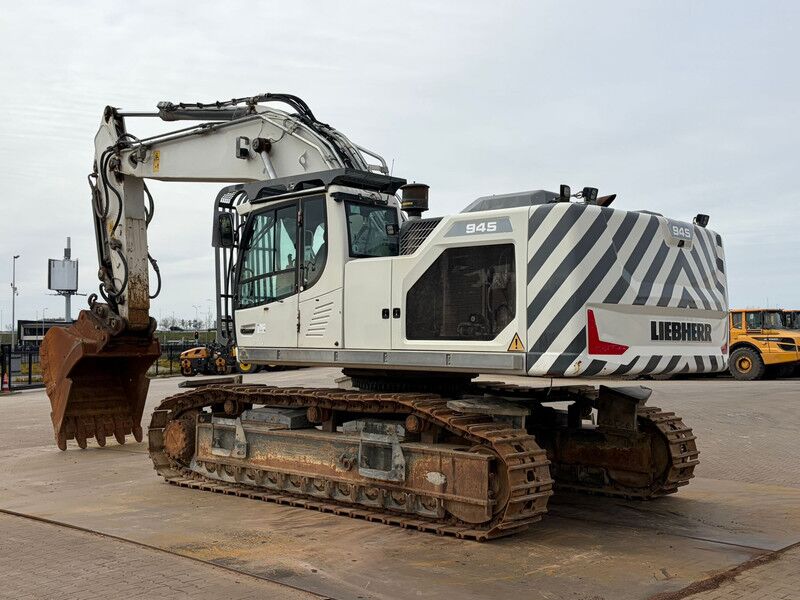 Liebherr R945 LCV (R944 / R946 / R950) - Pásové rýpadlo: obrázok 3 Liebherr R945 LCV (R944 / R946 / R950) - Pásové rýpadlo: obrázok 3