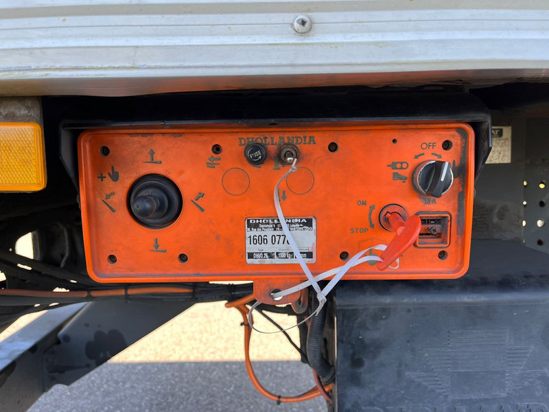 Skříňový nákladní auto MERCEDESBENZ Antos 1836 4x2 Closed Box, double floor: obrázok 20