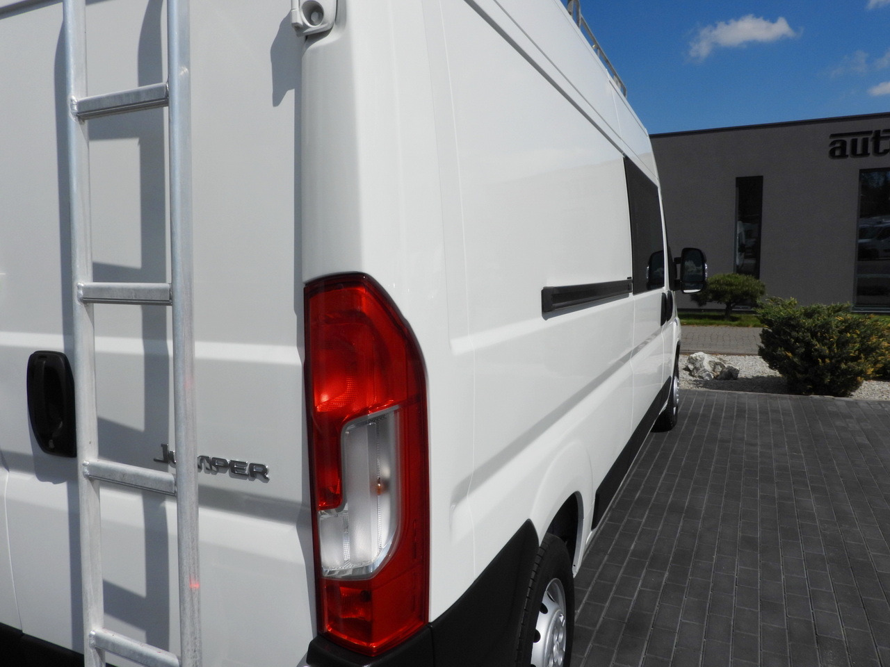 Furgon CITROEN JUMPER BOX DELIVERY VAN 7 SEATS CRUISE CONTROL 120HP: obrázok 20 Furgon CITROEN JUMPER BOX DELIVERY VAN 7 SEATS CRUISE CONTROL 120HP: obrázok 20