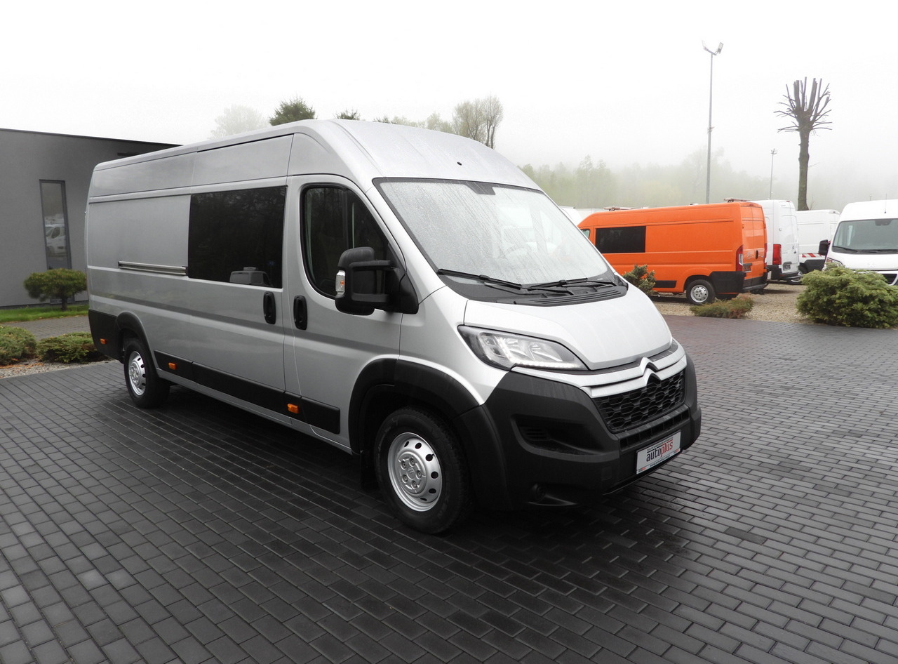 CITROEN JUMPER BOX DELIVERY VAN 7 SEATS CRUISE CONTROL LED LIGHTS AIR CONDITIONING 165HP - Furgon: obrázok 4 CITROEN JUMPER BOX DELIVERY VAN 7 SEATS CRUISE CONTROL LED LIGHTS AIR CONDITIONING 165HP - Furgon: obrázok 4