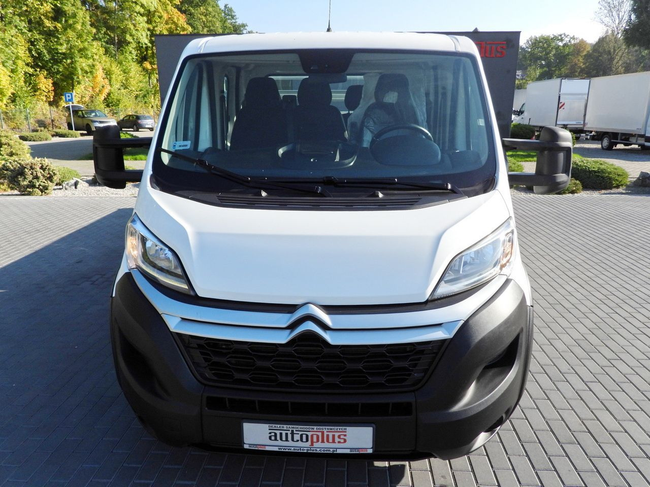 CITROEN JUMPER STAKE BODY DOUBLE CABIN DOKA 7 SEATS PNEUMATICS AIR CONDITIONING 140HP - Dodávkа s dvojitou kabínou: obrázok 5 CITROEN JUMPER STAKE BODY DOUBLE CABIN DOKA 7 SEATS PNEUMATICS AIR CONDITIONING 140HP - Dodávkа s dvojitou kabínou: obrázok 5