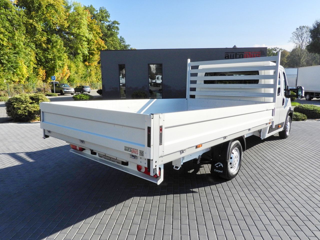 CITROEN JUMPER STAKE BODY DOUBLE CABIN DOKA 7 SEATS PNEUMATICS AIR CONDITIONING 140HP - Dodávkа s dvojitou kabínou: obrázok 3 CITROEN JUMPER STAKE BODY DOUBLE CABIN DOKA 7 SEATS PNEUMATICS AIR CONDITIONING 140HP - Dodávkа s dvojitou kabínou: obrázok 3