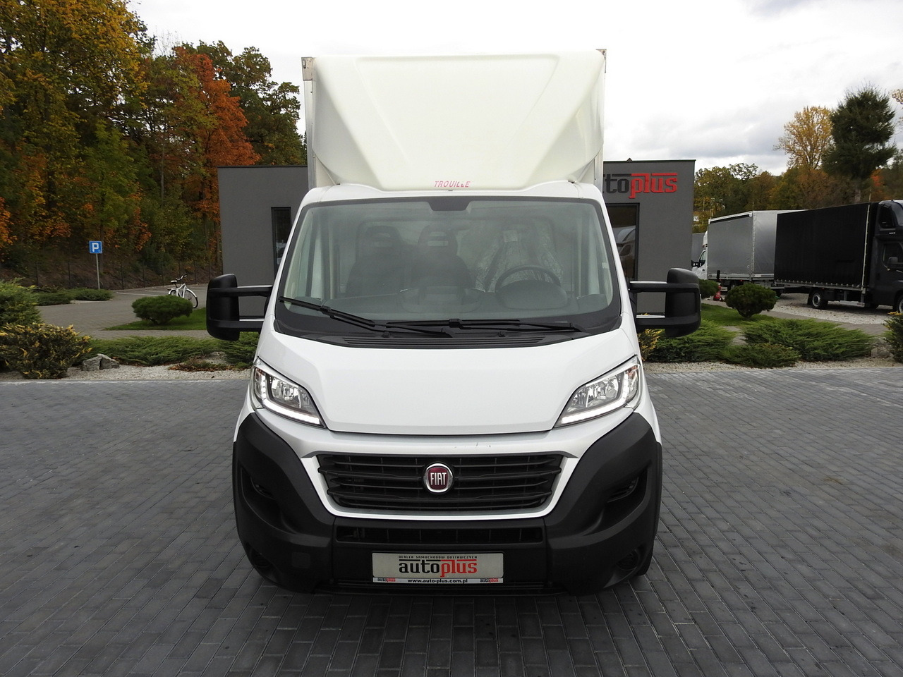 FIAT DUCATO BOX LIFT 8 PALLETS CRUISE CONTROL NAVIGATION AIR CONDITIONING LED LIGHTS 130HP - Dodávka skriňová nadstavba: obrázok 5 FIAT DUCATO BOX LIFT 8 PALLETS CRUISE CONTROL NAVIGATION AIR CONDITIONING LED LIGHTS 130HP - Dodávka skriňová nadstavba: obrázok 5