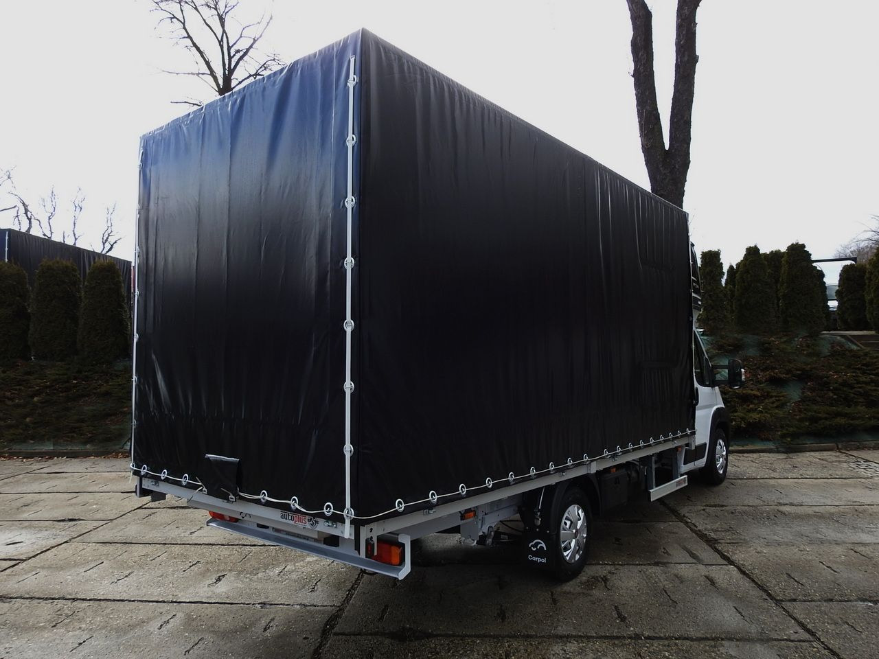 FIAT DUCATO - Plachtová dodávka: obrázok 3 FIAT DUCATO - Plachtová dodávka: obrázok 3