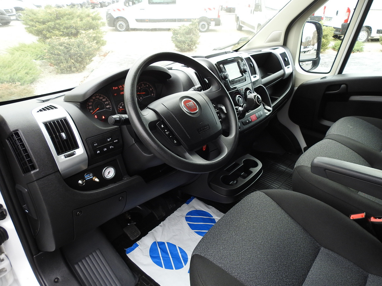 FIAT DUCATO TARPAULIN 10 PALLETS AIR CONDITIONING PNEUMATICS 160HP - Plachtová dodávka: obrázok 2 FIAT DUCATO TARPAULIN 10 PALLETS AIR CONDITIONING PNEUMATICS 160HP - Plachtová dodávka: obrázok 2
