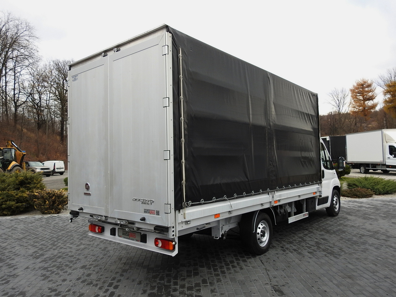 FIAT DUCATO TARPAULIN 10 PALLETS AIR CONDITIONING PNEUMATICS 160HP - Plachtová dodávka: obrázok 3 FIAT DUCATO TARPAULIN 10 PALLETS AIR CONDITIONING PNEUMATICS 160HP - Plachtová dodávka: obrázok 3
