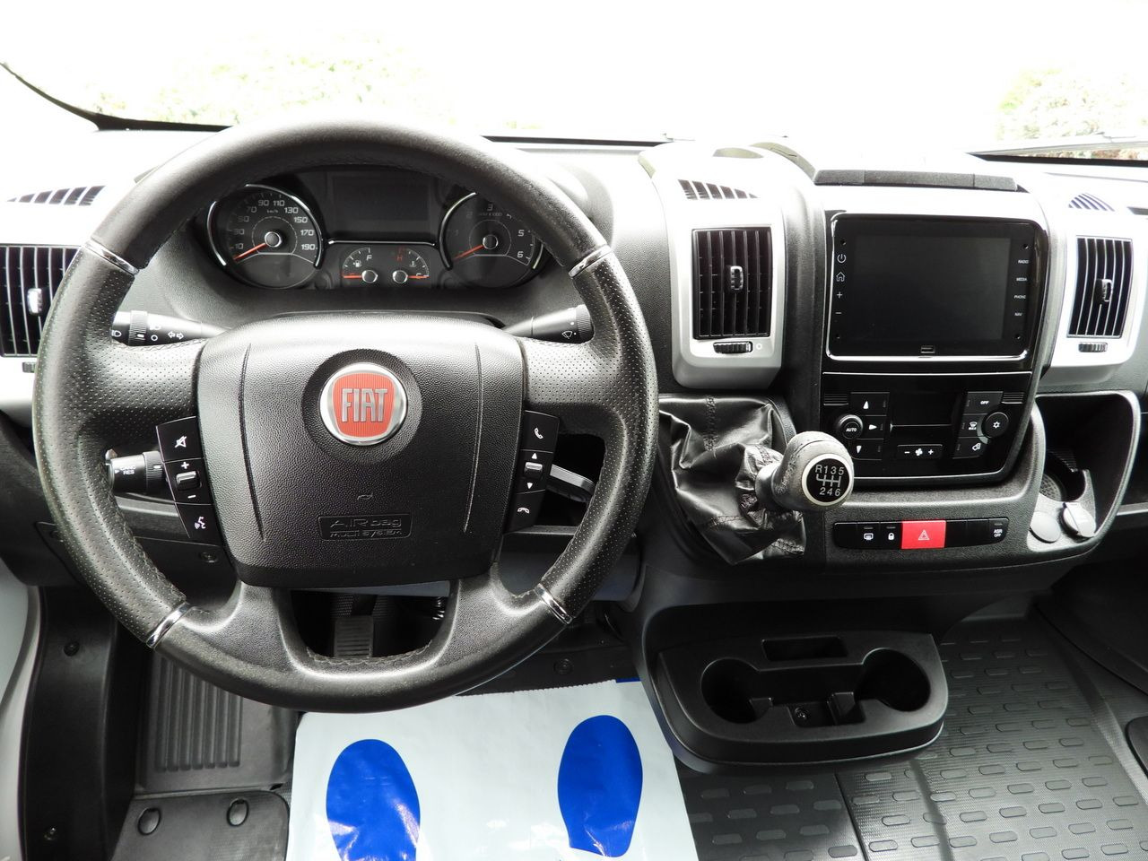 FIAT DUCATO TARPAULIN 9 PALLETS CRUISE CONTROL LED LIGHTS PNEUMATICS AIR CONDITIONING 180HP - Plachtová dodávka: obrázok 2 FIAT DUCATO TARPAULIN 9 PALLETS CRUISE CONTROL LED LIGHTS PNEUMATICS AIR CONDITIONING 180HP - Plachtová dodávka: obrázok 2