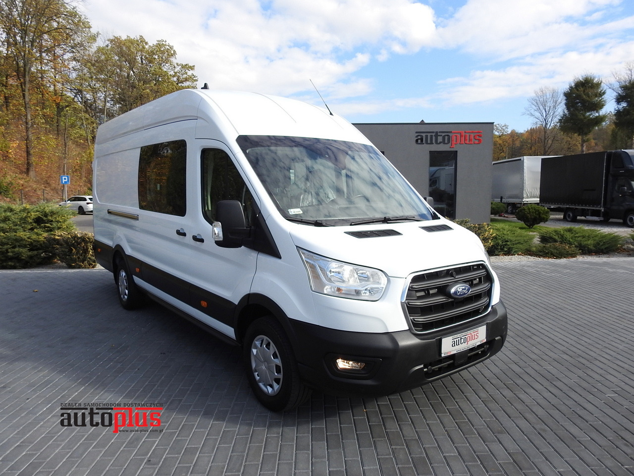 FORD TRANSIT BOX DELIVERY VAN 6 SEATS CRUISE CONTROL AIR CONDITIONING LED LIGHTS  130HP - Furgon: obrázok 1 FORD TRANSIT BOX DELIVERY VAN 6 SEATS CRUISE CONTROL AIR CONDITIONING LED LIGHTS  130HP - Furgon: obrázok 1