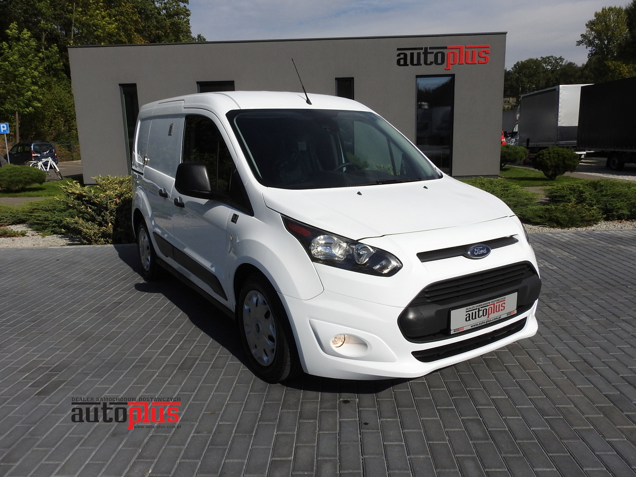 FORD TRANSIT CONNECT VAN CRUISE CONTROL NAVIGATION AIR CONDITIONING 100HP - Furgon: obrázok 1 FORD TRANSIT CONNECT VAN CRUISE CONTROL NAVIGATION AIR CONDITIONING 100HP - Furgon: obrázok 1